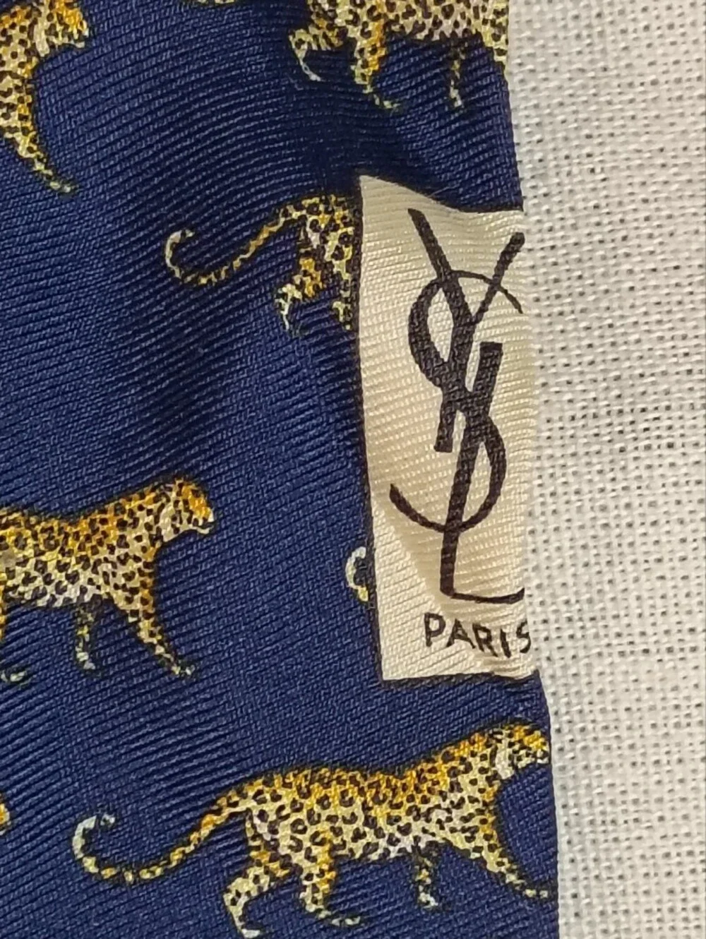 ❤️YSL Paris Yves Saint Laurent 100% Silk Handmade Leopard Theme Necktie Tie